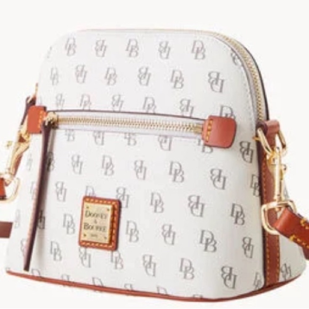Dooney & Bourke Gretta Domed Crossbody Bag – Elegant & Functional Style